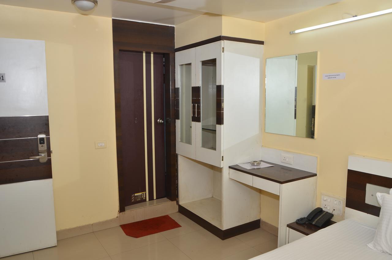 Da Casa Business Hotel Pune Dış mekan fotoğraf